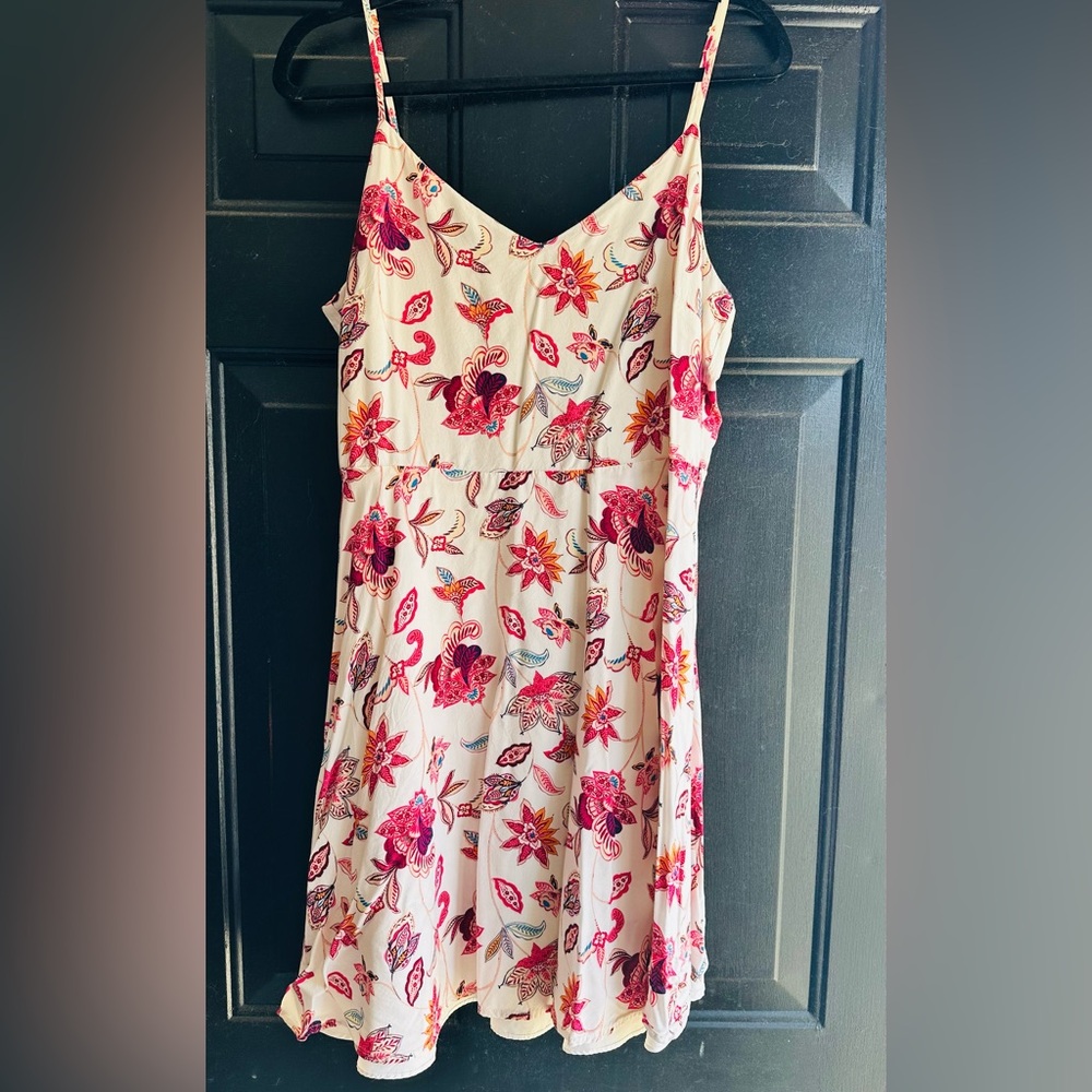Chic Floral Midi Dress